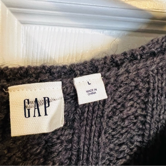 GAP | gray sweater - Picture 5 of 5